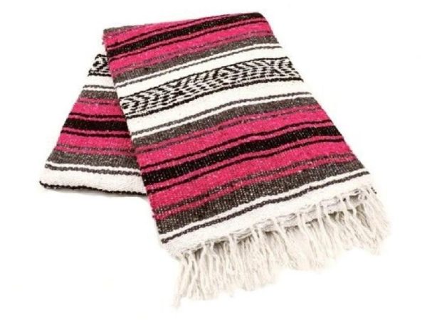 MAGENTA MEXICAN FALSA BLANKET